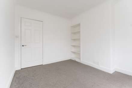 Calderpark Street, Lochwinnoch, Image 12