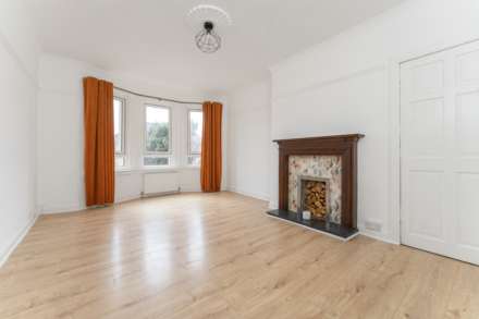 Calderpark Street, Lochwinnoch, Image 3