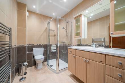 Glencairn Court, High Street, Kilmacolm, Image 10