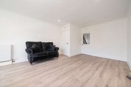 Spey Place, Johnstone, Image 3