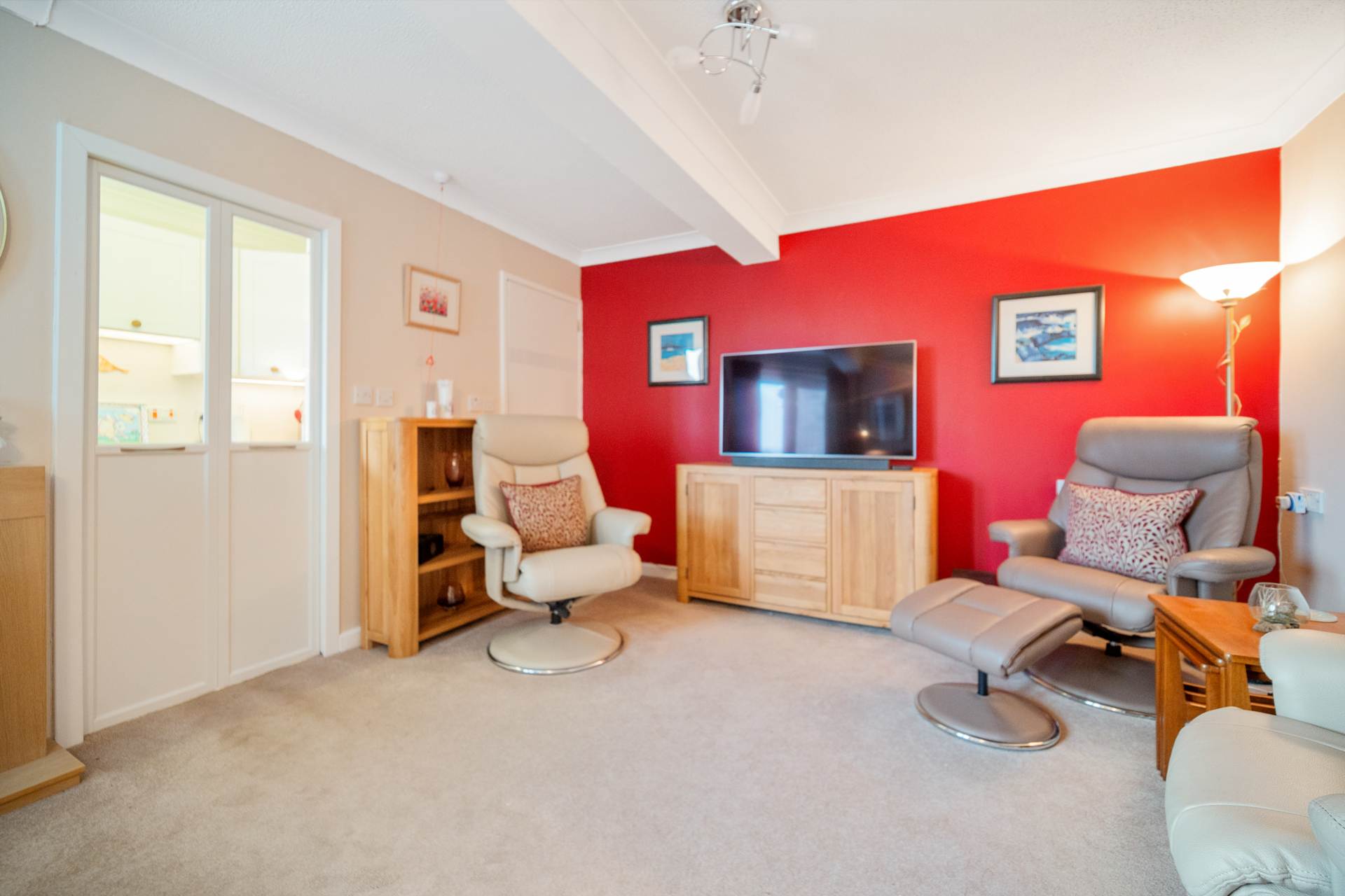 Elphinstone Court, Kilmacolm, Image 2