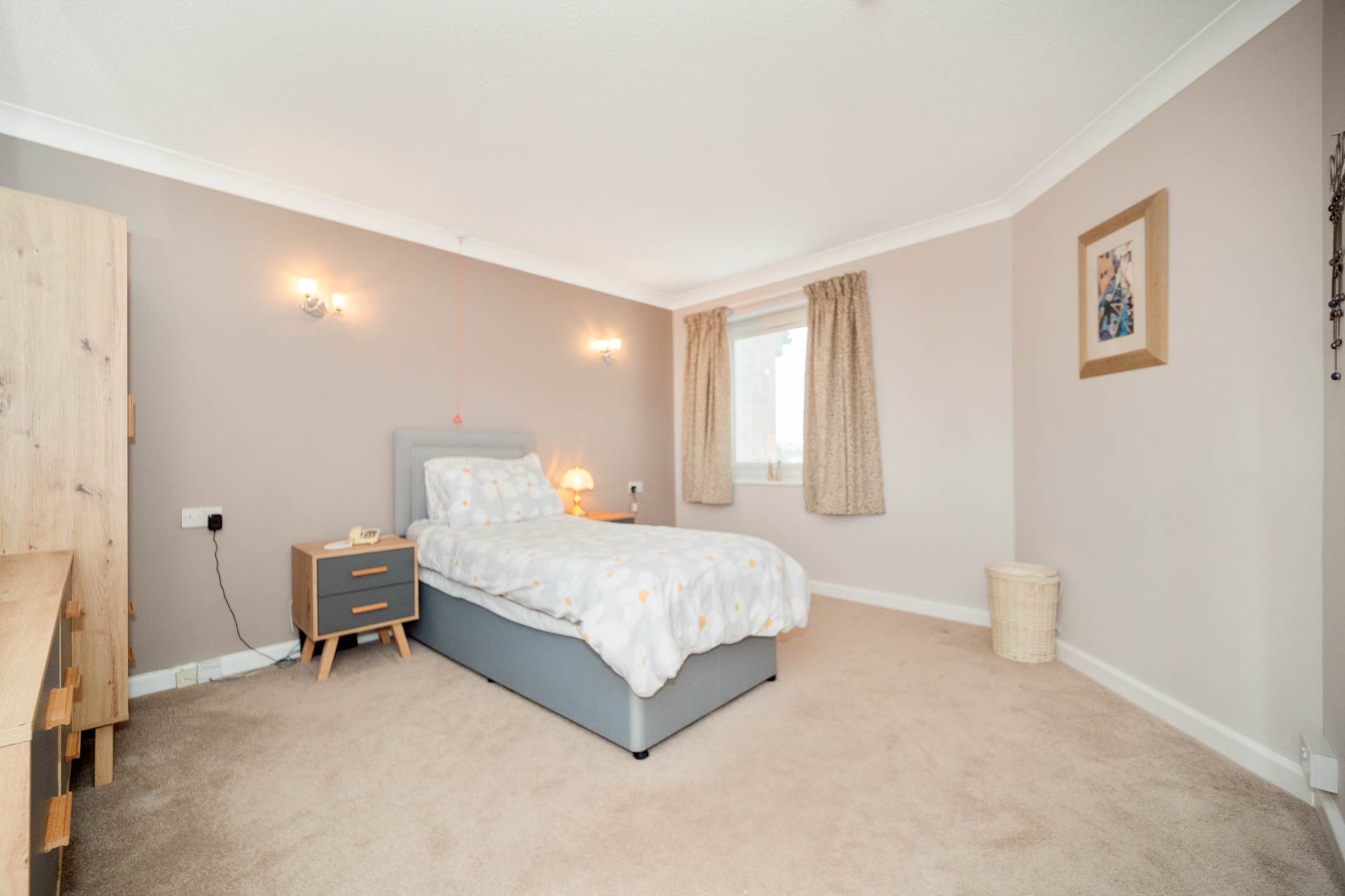 Elphinstone Court, Kilmacolm, Image 8