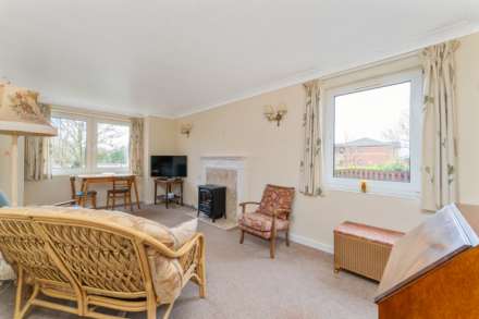 Elphinstone Court, Kilmacolm, Image 2