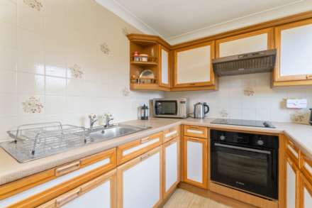 Elphinstone Court, Kilmacolm, Image 4