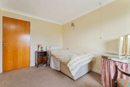 Elphinstone Court, Kilmacolm, Image 8