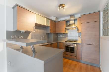 Kelvinhaugh Street, Glasgow, Image 5