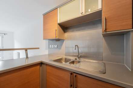 Kelvinhaugh Street, Glasgow, Image 6