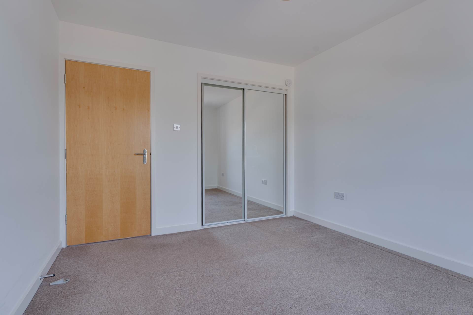 Kelvinhaugh Street, Glasgow, Image 12