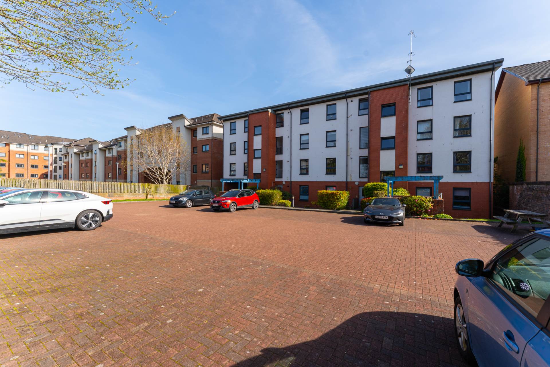 Kelvinhaugh Street, Glasgow, Image 16