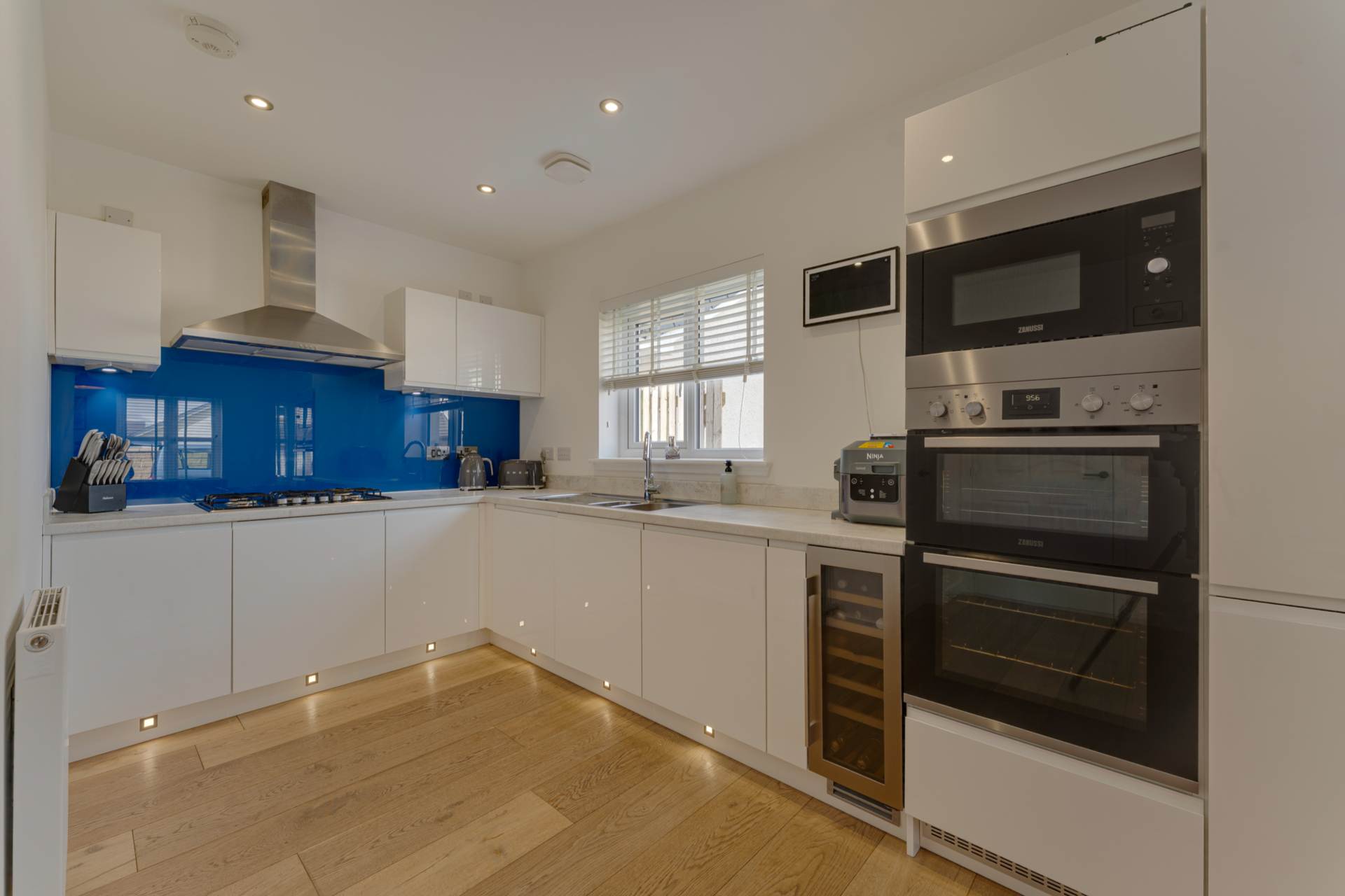 Duncolm View, Glasgow, Image 4