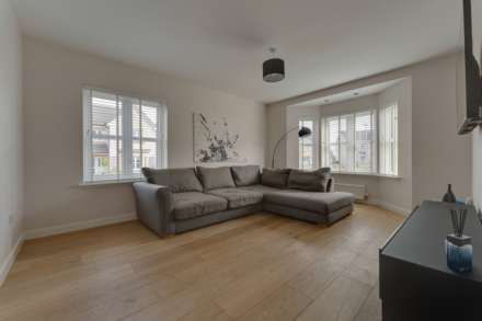 Duncolm View, Glasgow, Image 2