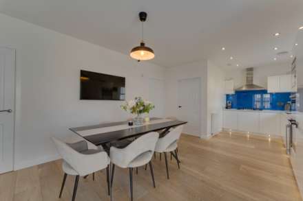 Duncolm View, Glasgow, Image 5