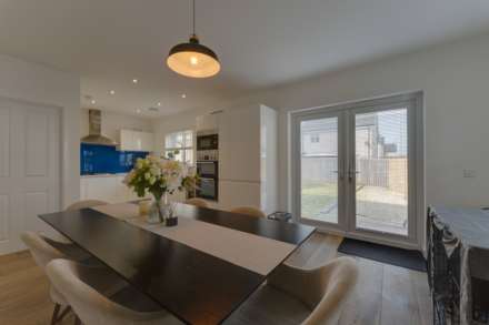 Duncolm View, Glasgow, Image 6