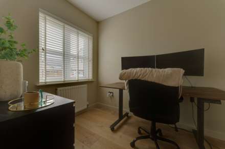Duncolm View, Glasgow, Image 9