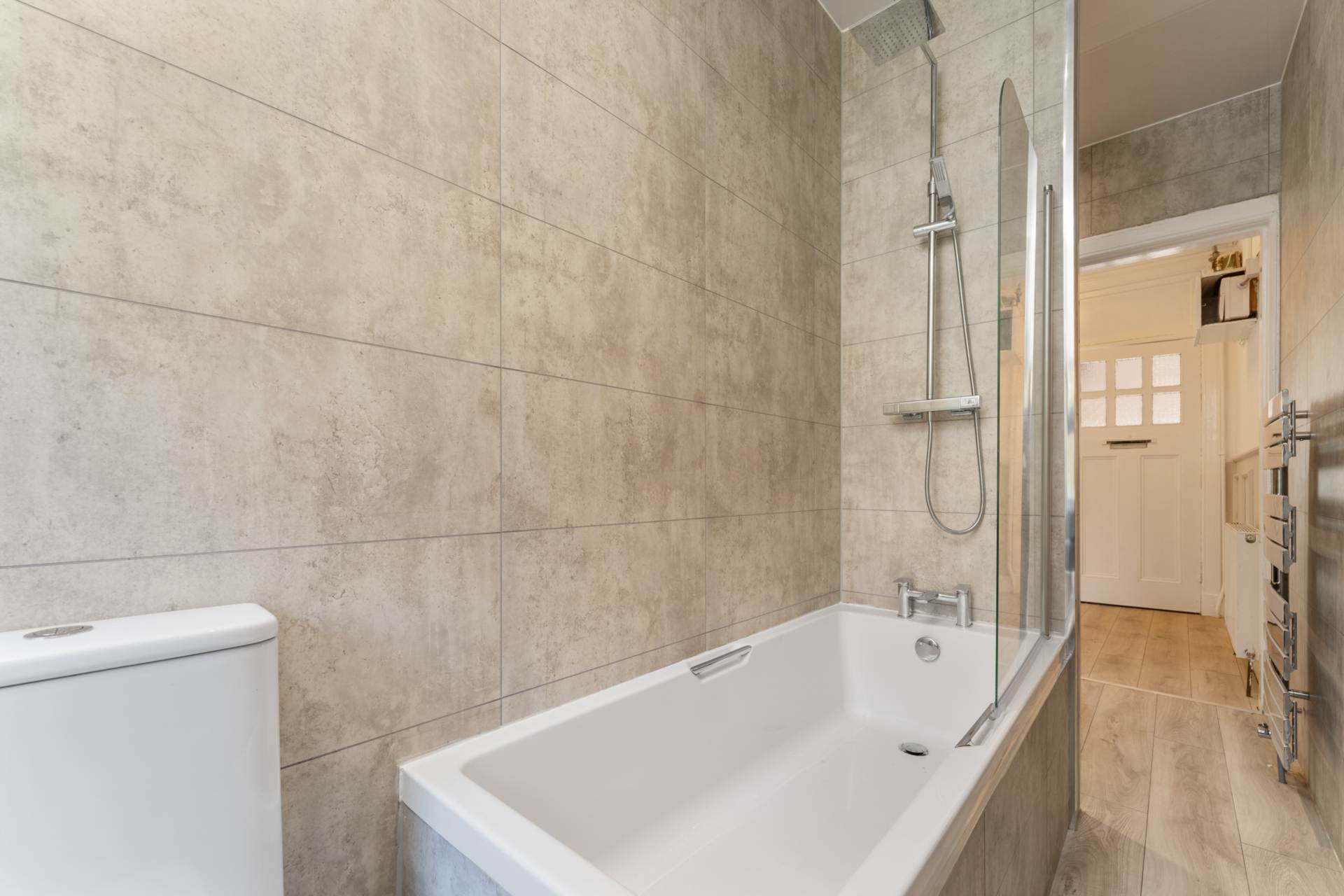 Glenburn Place, Kilmacolm, Image 11