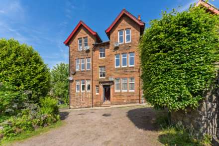 Glenburn Place, Kilmacolm, Image 1