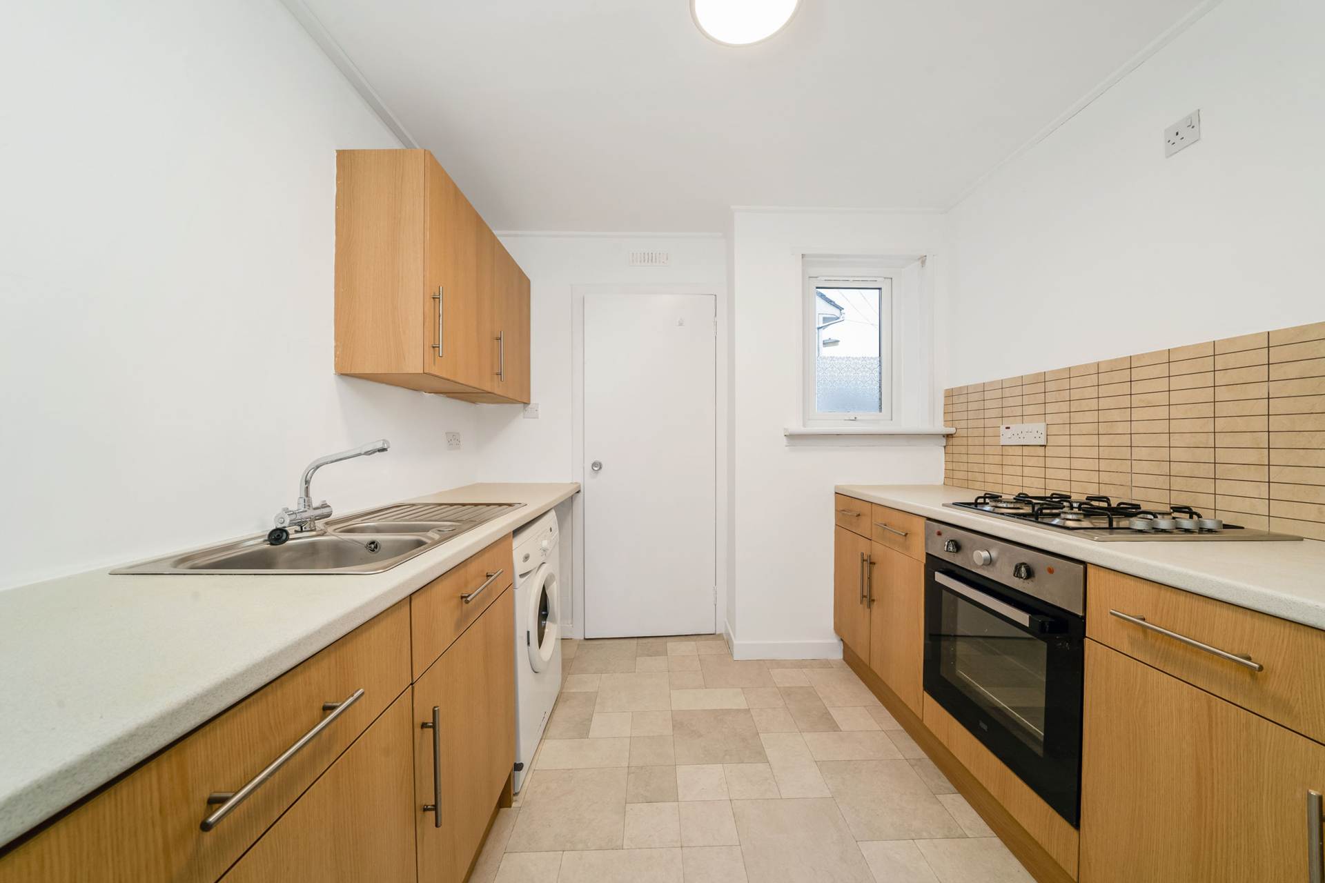 Millburn Court, Main Street, Inverkip, Image 4