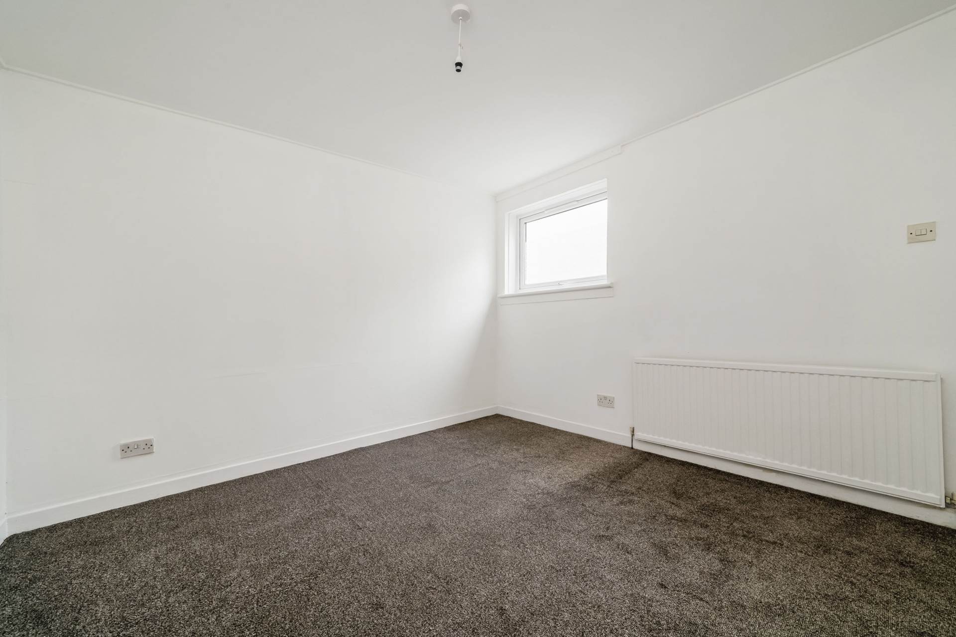 Millburn Court, Main Street, Inverkip, Image 6