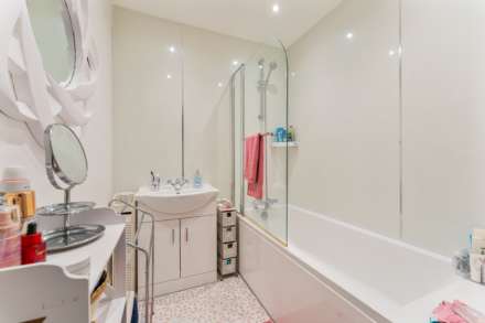 Market Place, Kilmacolm, Image 9