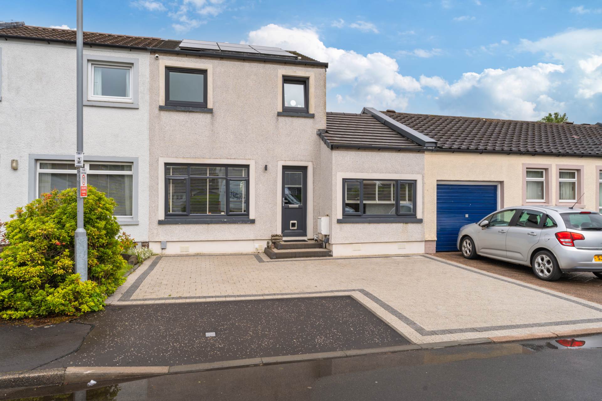 Burnside Gardens, Kilbarchan, Image 1