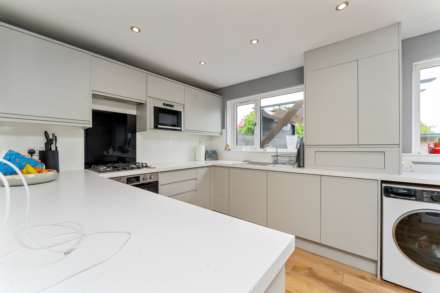 Burnside Gardens, Kilbarchan, Image 4