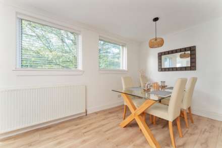 Castlehill Crescent, Kilmacolm, Image 5