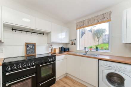 Castlehill Crescent, Kilmacolm, Image 7