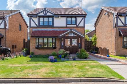 Whitelea Avenue, Kilmacolm, Image 1