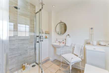 Whitelea Avenue, Kilmacolm, Image 12