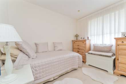 Whitelea Avenue, Kilmacolm, Image 13