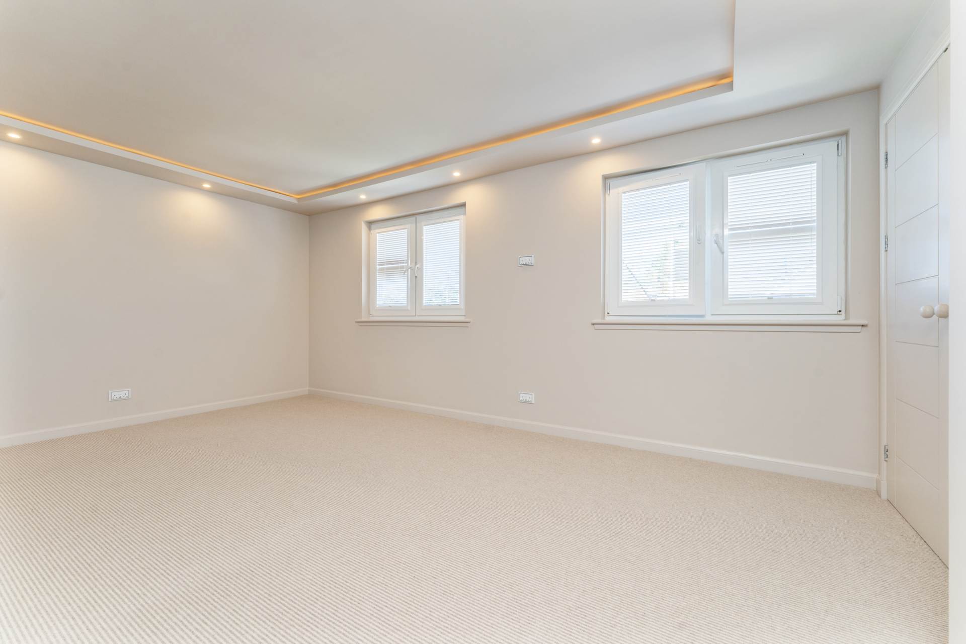 Millbarr Grove, Beith, Image 12