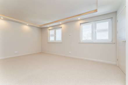 Millbarr Grove, Beith, Image 12
