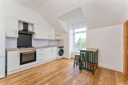 Carlton Place, Moss Road, Kilmacolm, Image 5