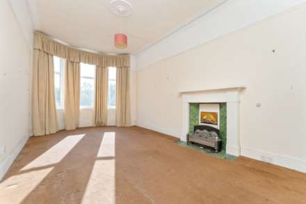 St James Terrace, Lochwinnoch Road, Kilmacolm, Image 2