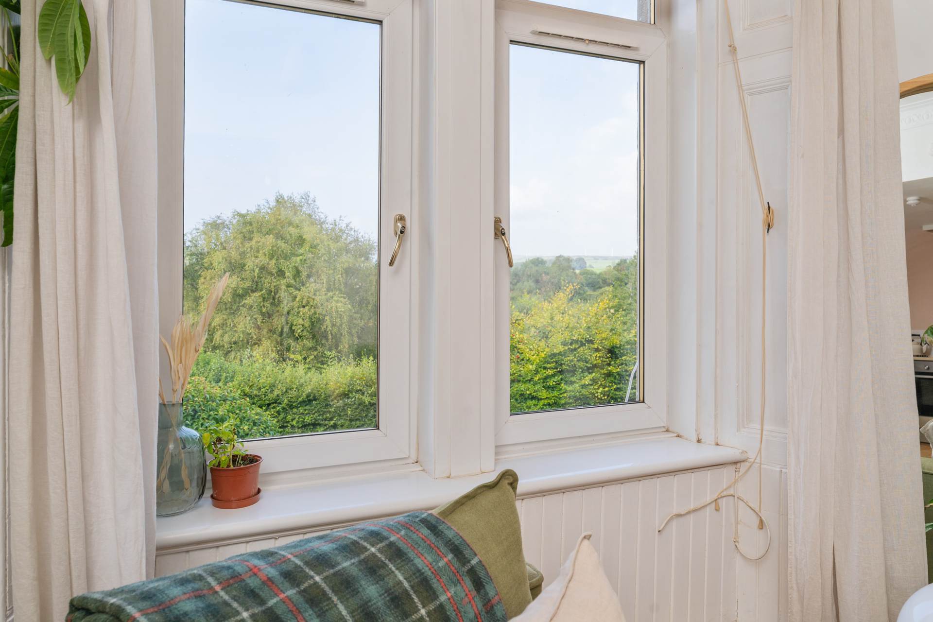 Rosebank Terrace, Kilmacolm, Image 4