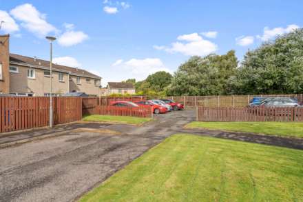 Moss Drive, Erskine, Image 15