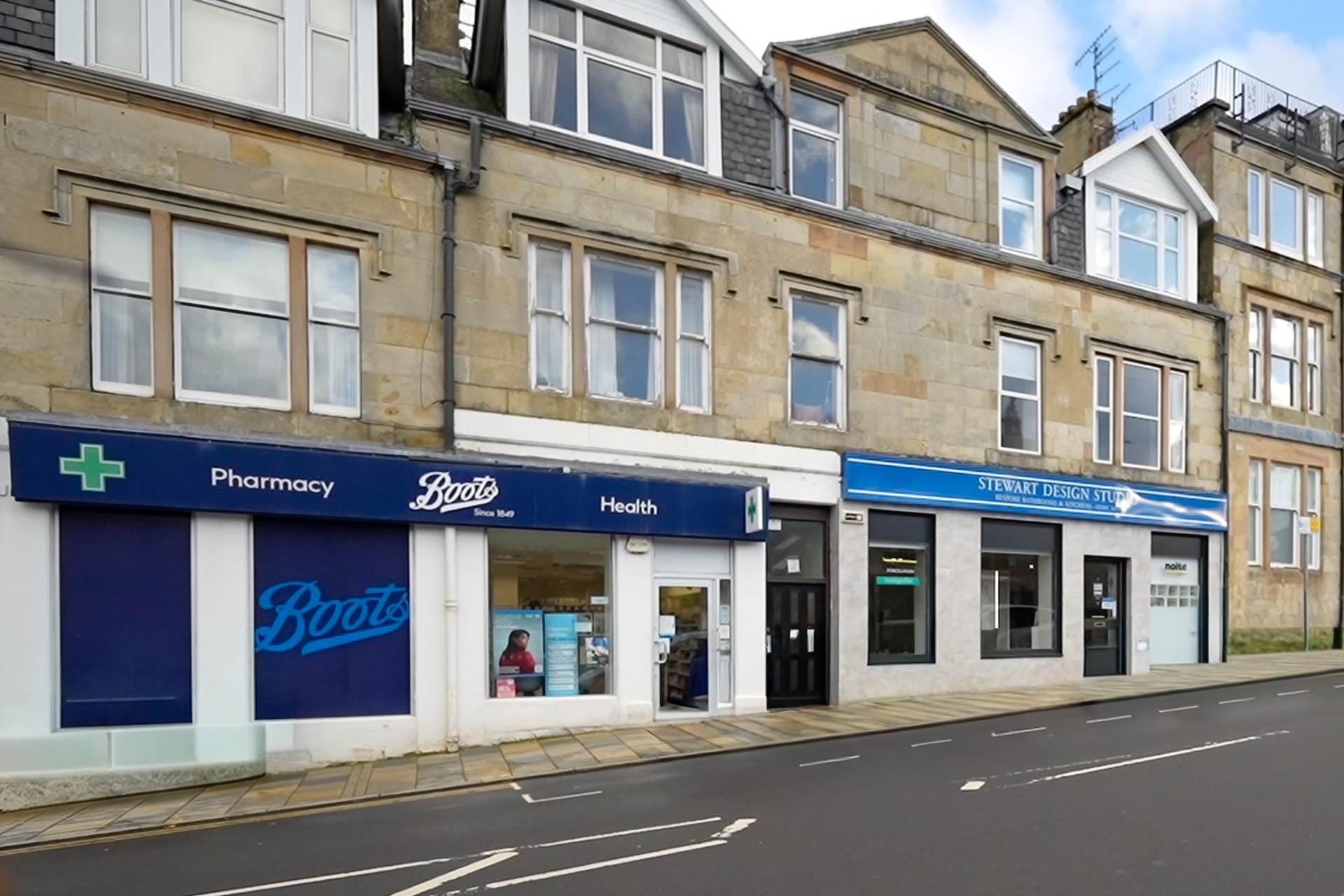 Stewart Place, Kilmacolm, Image 1