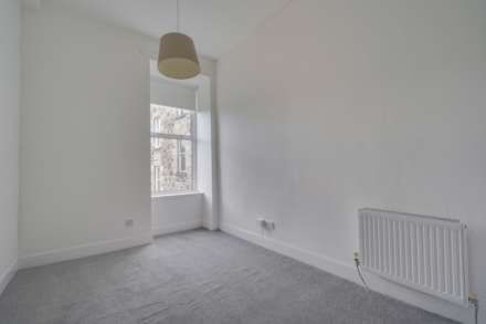 Stewart Place, Kilmacolm, Image 9