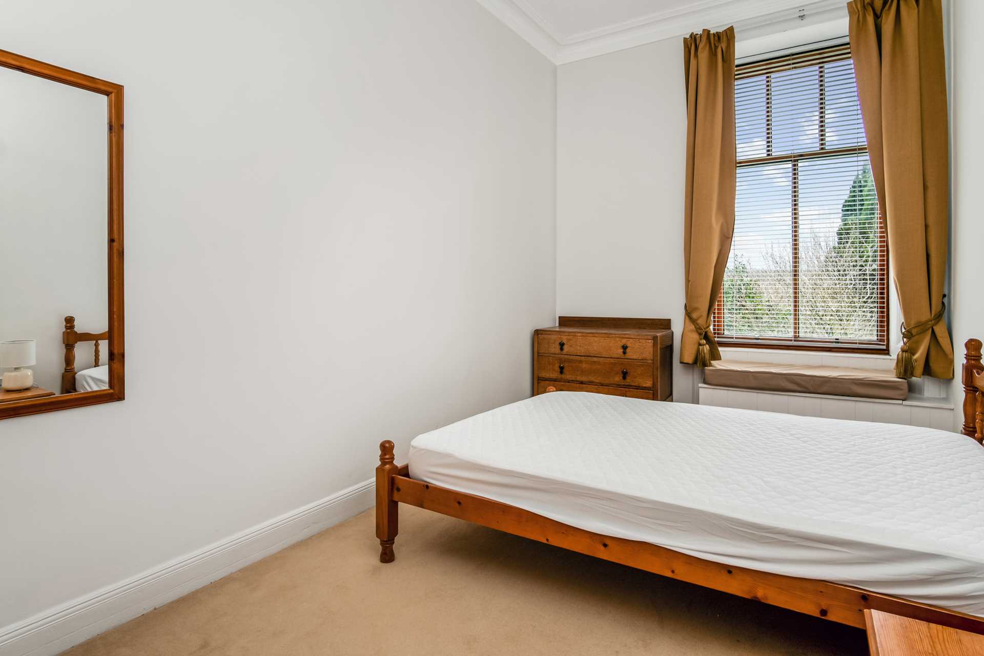 Rosebank Terrace, Kilmacolm, Image 6