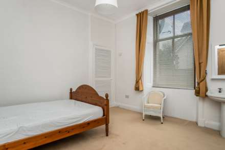 Rosebank Terrace, Kilmacolm, Image 9