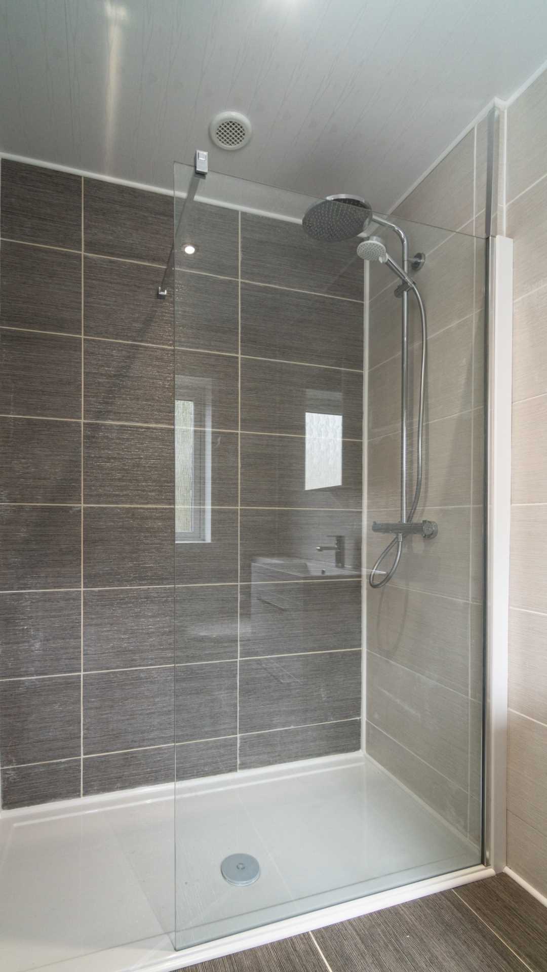 Wateryetts Drive, Kilmacolm, Image 13