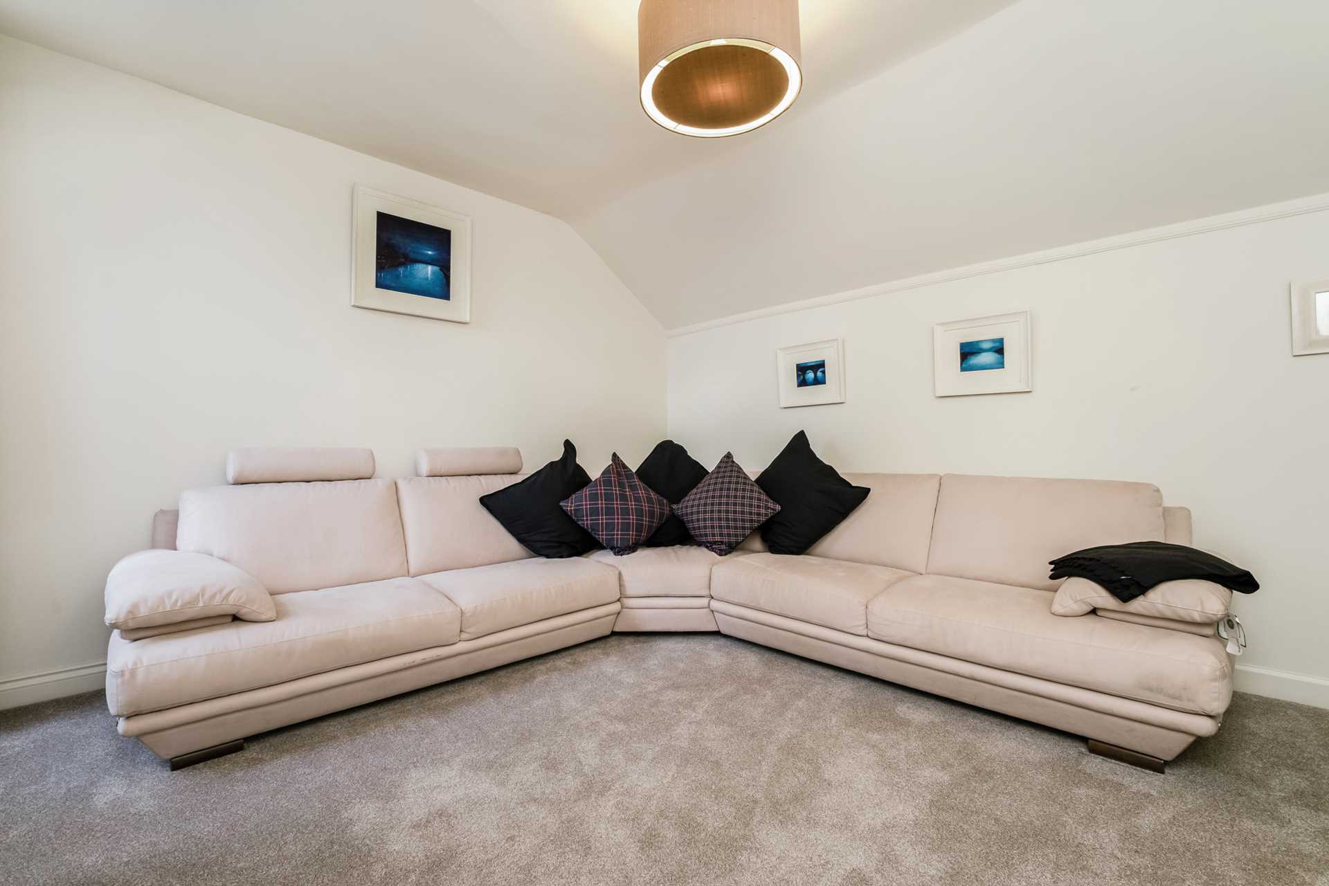 Grosvenor Terrace, Glasgow, Image 19