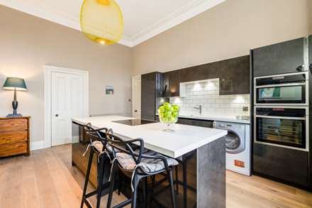 Grosvenor Terrace, Glasgow, Image 8