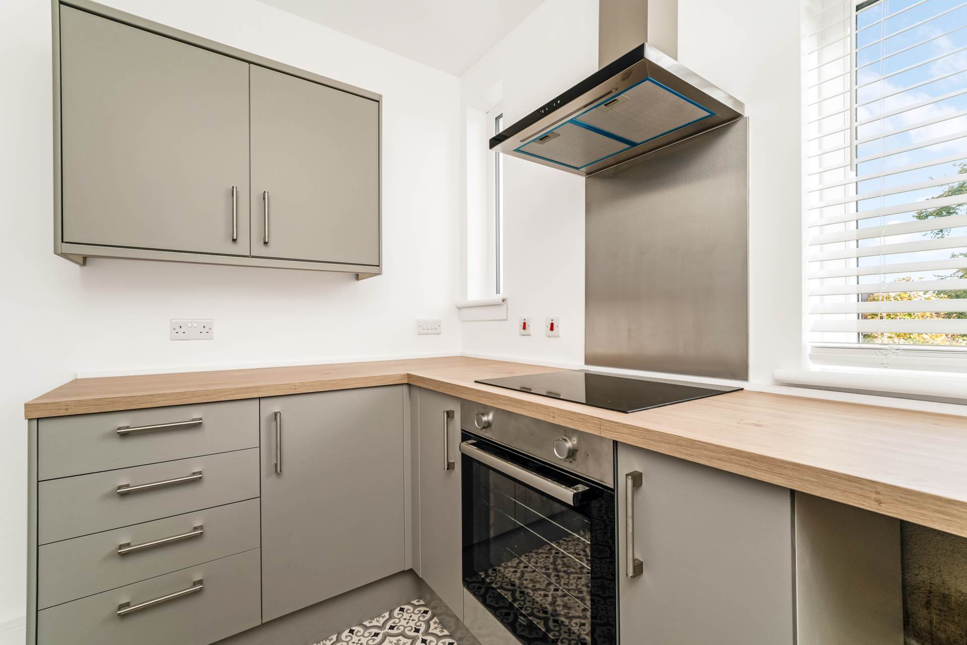 Houston Road, Bridge Of Weir, Image 5