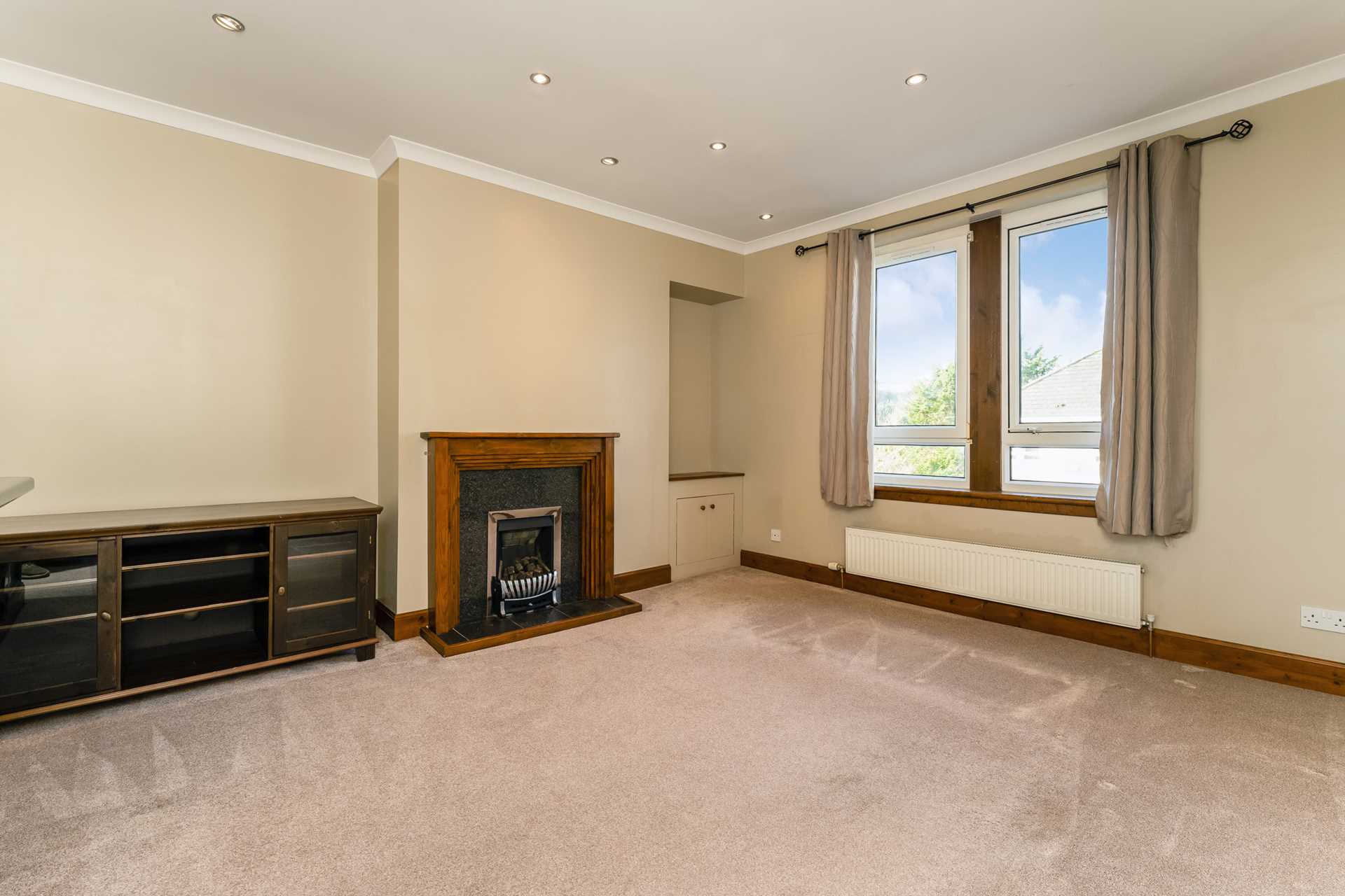 Calder Drive, Lochwinnoch, Image 2
