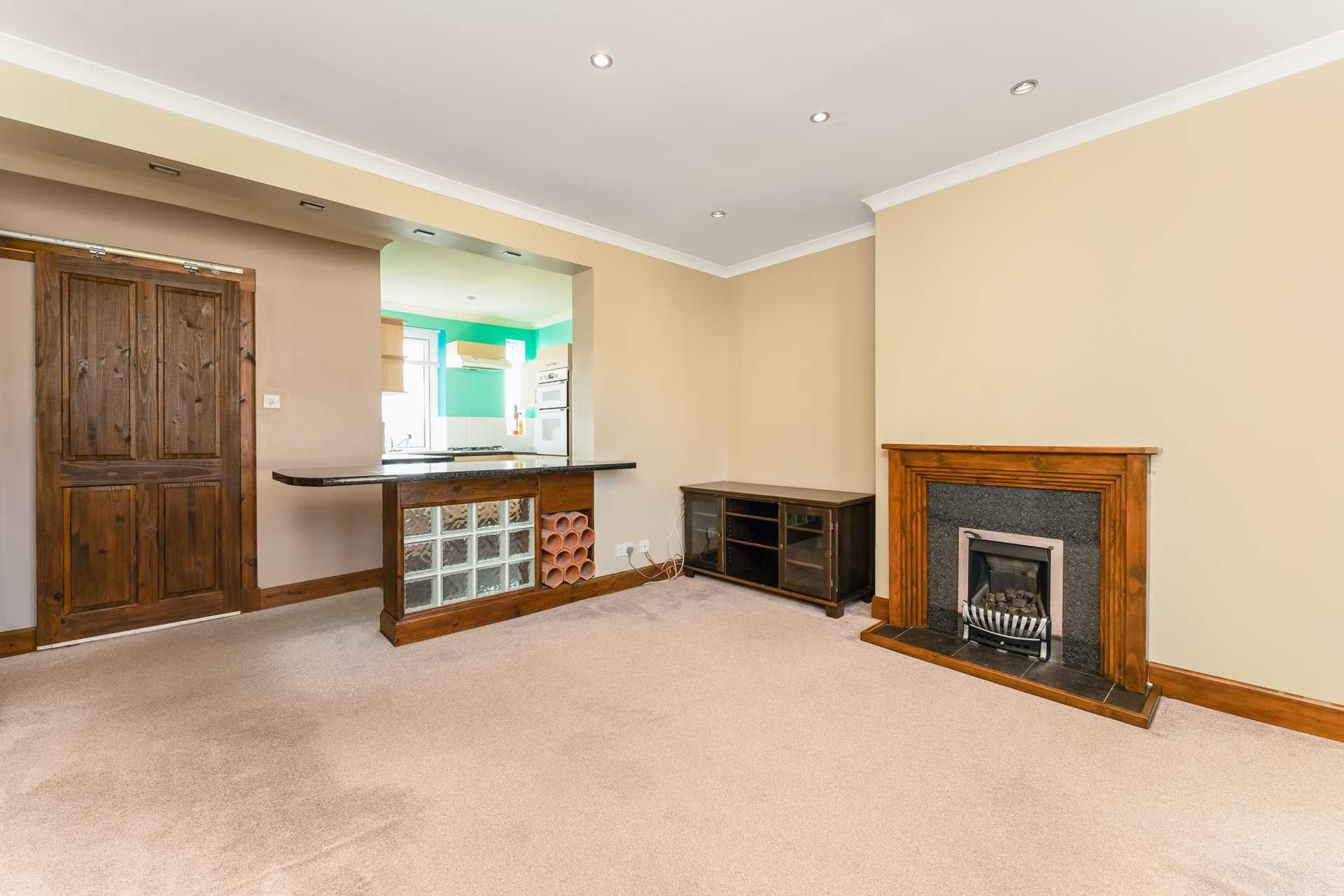 Calder Drive, Lochwinnoch, Image 4
