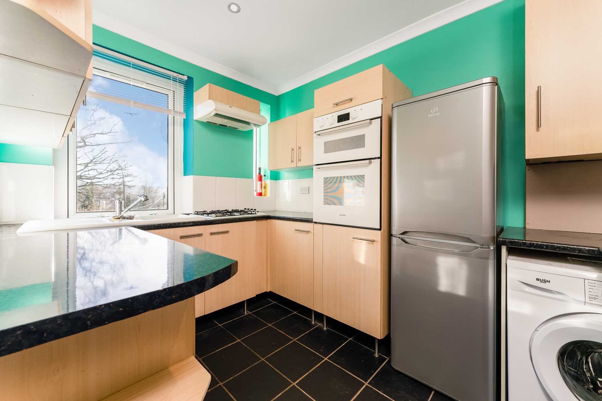 Calder Drive, Lochwinnoch, Image 5