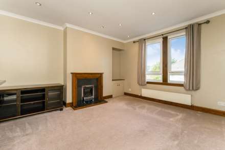 Calder Drive, Lochwinnoch, Image 2