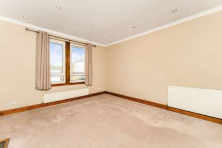 Calder Drive, Lochwinnoch, Image 3