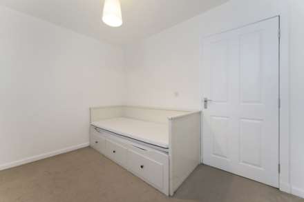 Porterfield Road, Renfrew, Image 11